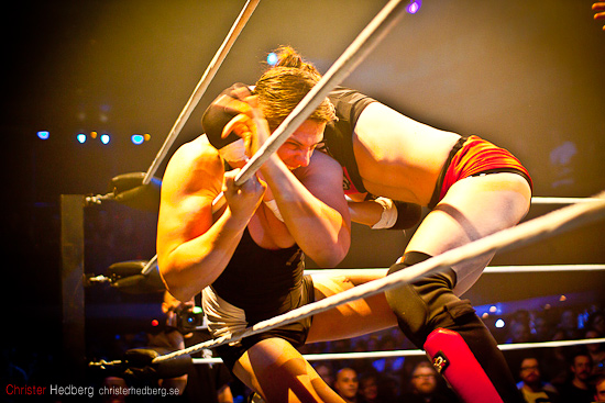 GBG Wrestling: Steinbolt vs Jenny SjÃ¶din. Foto: Christer Hedberg | christerhedberg.se
