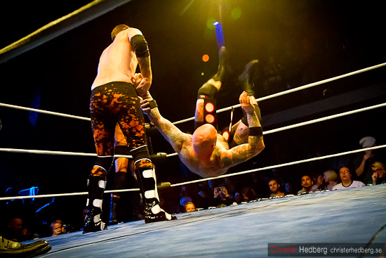 GBG Wrestling: Bad Buddha & JJ Styles vs Doppelgangsters. Foto: Christer Hedberg | christerhedberg.se