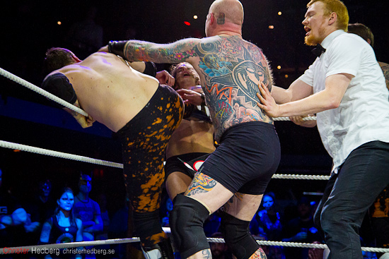 GBG Wrestling: Bad Buddha & Scandinavian Shiva vs Doppelgangsters. Foto: Christer Hedberg | christerhedberg.se